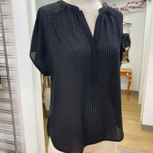 Load image into Gallery viewer, Banana Republic perforated top XS
