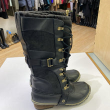 Load image into Gallery viewer, Sorel Conquest Carly boots 7
