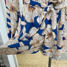 Load image into Gallery viewer, Dynamite romper NWT M
