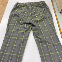 Load image into Gallery viewer, Marccain plaid pants 4

