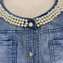 Load image into Gallery viewer, Semi-crop denim jacket S
