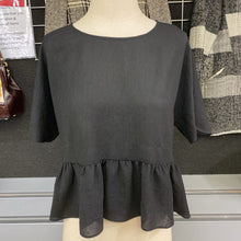 Load image into Gallery viewer, Wilfred flowy peplum top XS
