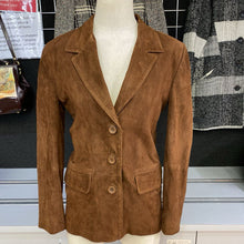 Load image into Gallery viewer, Danier vintage suede jacket S
