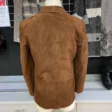 Load image into Gallery viewer, Danier vintage suede jacket S
