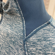 Load image into Gallery viewer, Lululemon fuzzy lined long sleeve top 4
