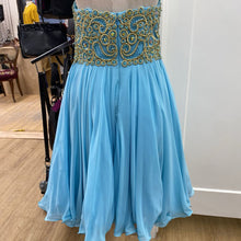 Load image into Gallery viewer, Sarafia Couture formal dress 10
