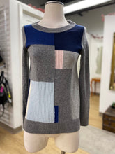 Load image into Gallery viewer, Diane Von Furstenburg sweater S
