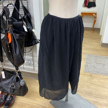 Load image into Gallery viewer, Babaton silk skirt S
