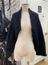 Load image into Gallery viewer, TheOpen Product wool cropped sweater M
