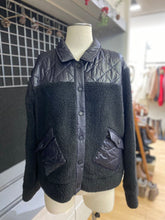 Load image into Gallery viewer, Calvin Klein teddy/quilted jacket NWT XL
