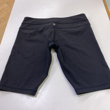 Load image into Gallery viewer, Lululemon shorts 10 Tall
