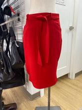 Load image into Gallery viewer, Banana Republic skirt 6
