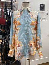 Load image into Gallery viewer, Luxxel top M NWT (matching shorts)
