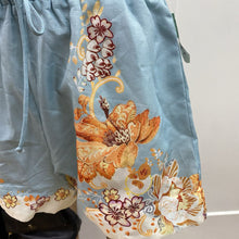 Load image into Gallery viewer, Luxxel shorts M NWT (matching top)
