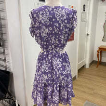 Load image into Gallery viewer, Dynamite cut out dress M NWT

