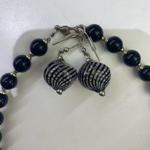 Load image into Gallery viewer, Murano glass necklace/earrings set

