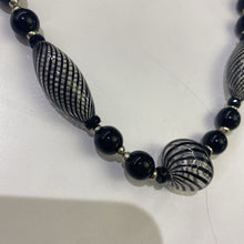 Load image into Gallery viewer, Murano glass necklace/earrings set
