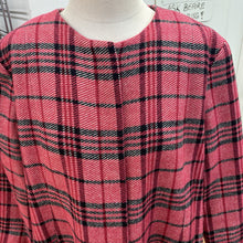Load image into Gallery viewer, Next plaid coat 18

