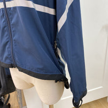 Load image into Gallery viewer, MEC Mountain Equipment Coop running jacket M
