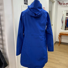 Load image into Gallery viewer, Lole Rain Jacket M

