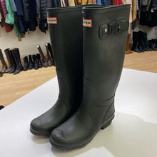 Load image into Gallery viewer, Hunter rain boots 36/5
