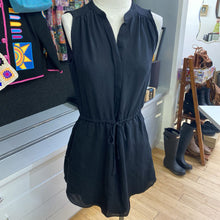 Load image into Gallery viewer, Babaton silk dress M
