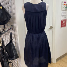 Load image into Gallery viewer, Banana Republic silky dress 6
