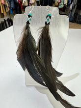 Load image into Gallery viewer, Feather rooster beaded earrings
