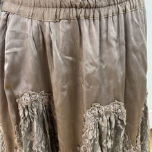 Load image into Gallery viewer, de Hede Made in Italy mixed media skirt Fits L
