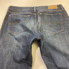 Load image into Gallery viewer, Ralph Lauren Denim &amp; Supply Jeans 31
