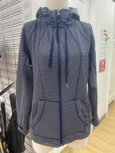 Load image into Gallery viewer, 90 Degree striped sweater L
