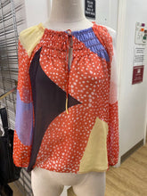 Load image into Gallery viewer, Diane Von Furstenburg top 2
