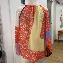 Load image into Gallery viewer, Diane Von Furstenburg top 2
