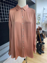 Load image into Gallery viewer, Zara satin top XXL NWT

