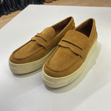 Load image into Gallery viewer, J Slides loafers 9
