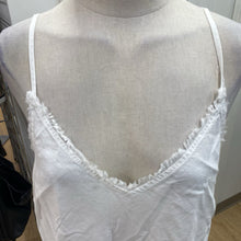 Load image into Gallery viewer, Bella Dahl sleeveless top L
