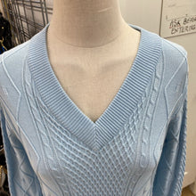 Load image into Gallery viewer, Nivo Bala sweater NWT L
