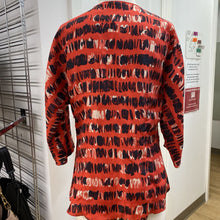 Load image into Gallery viewer, Max Mara silk top 12
