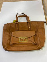 Load image into Gallery viewer, Marc By Marc Jacobs pebbled leather handbag
