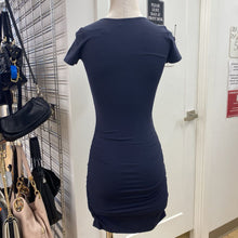 Load image into Gallery viewer, Aritzia Contour dress 2XS
