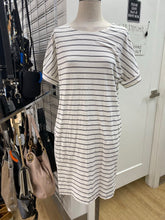Load image into Gallery viewer, Kit and Ace striped dress M
