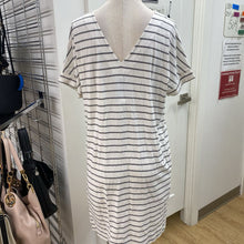 Load image into Gallery viewer, Kit and Ace striped dress M
