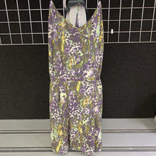 Load image into Gallery viewer, Lululemon dress 10
