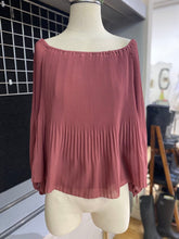 Load image into Gallery viewer, Wilfred pleated top L
