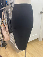 Load image into Gallery viewer, Babaton bodycon skirt M
