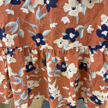 Load image into Gallery viewer, Gap floral maxi skirt 0
