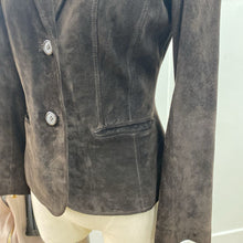 Load image into Gallery viewer, Danier suede blazer XS
