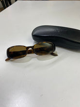 Load image into Gallery viewer, Rayban Polarized sunglasses
