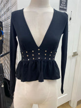 Load image into Gallery viewer, Motel stud detail top XS
