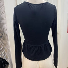 Load image into Gallery viewer, Motel stud detail top XS
